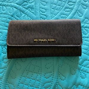 Micheal Kors Wallet